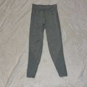 PINK Seamless Leggings - Size Medium